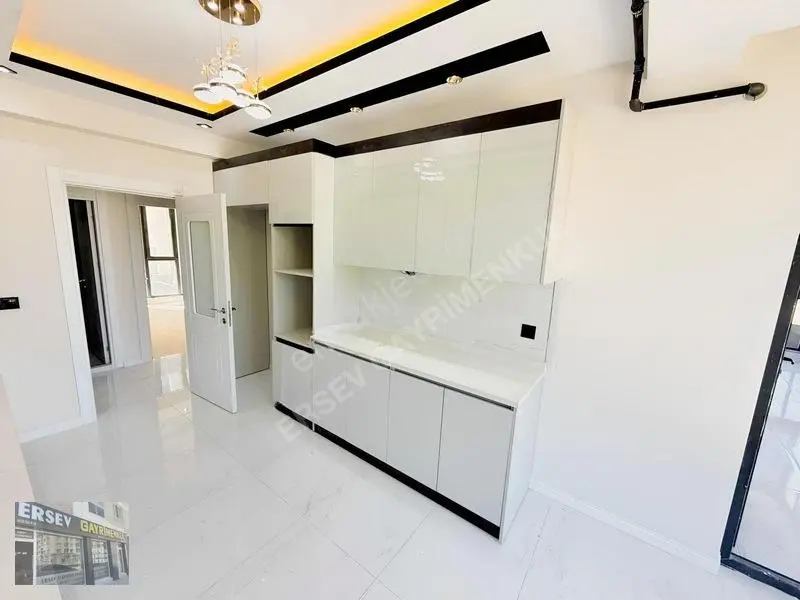 Ersev Gayrimenkulden 2+1 Site İçi Özelgarajlı — fotoğraf 8