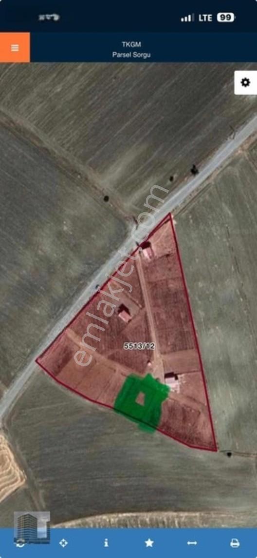 Öz Urhanlar Emlaktan Esenyurt Mah De Satılık 586M² Hobi Bahçesi