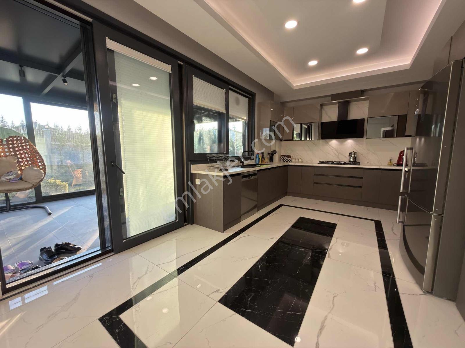Gölbaşı Bahçelievler'de 5+1 750m²arsalı Ultralüx Satılık Villa — fotoğraf 11