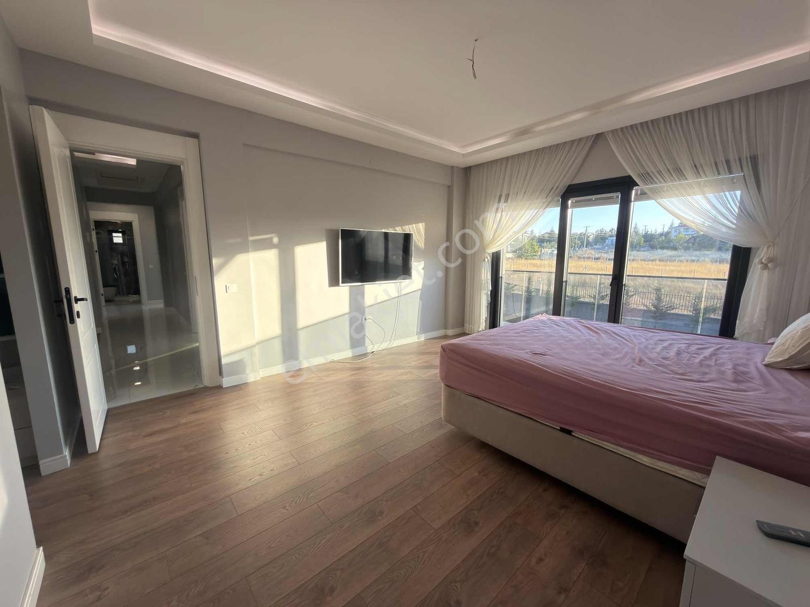 Gölbaşı Bahçelievler'de 5+1 750m²arsalı Ultralüx Satılık Villa — fotoğraf 34