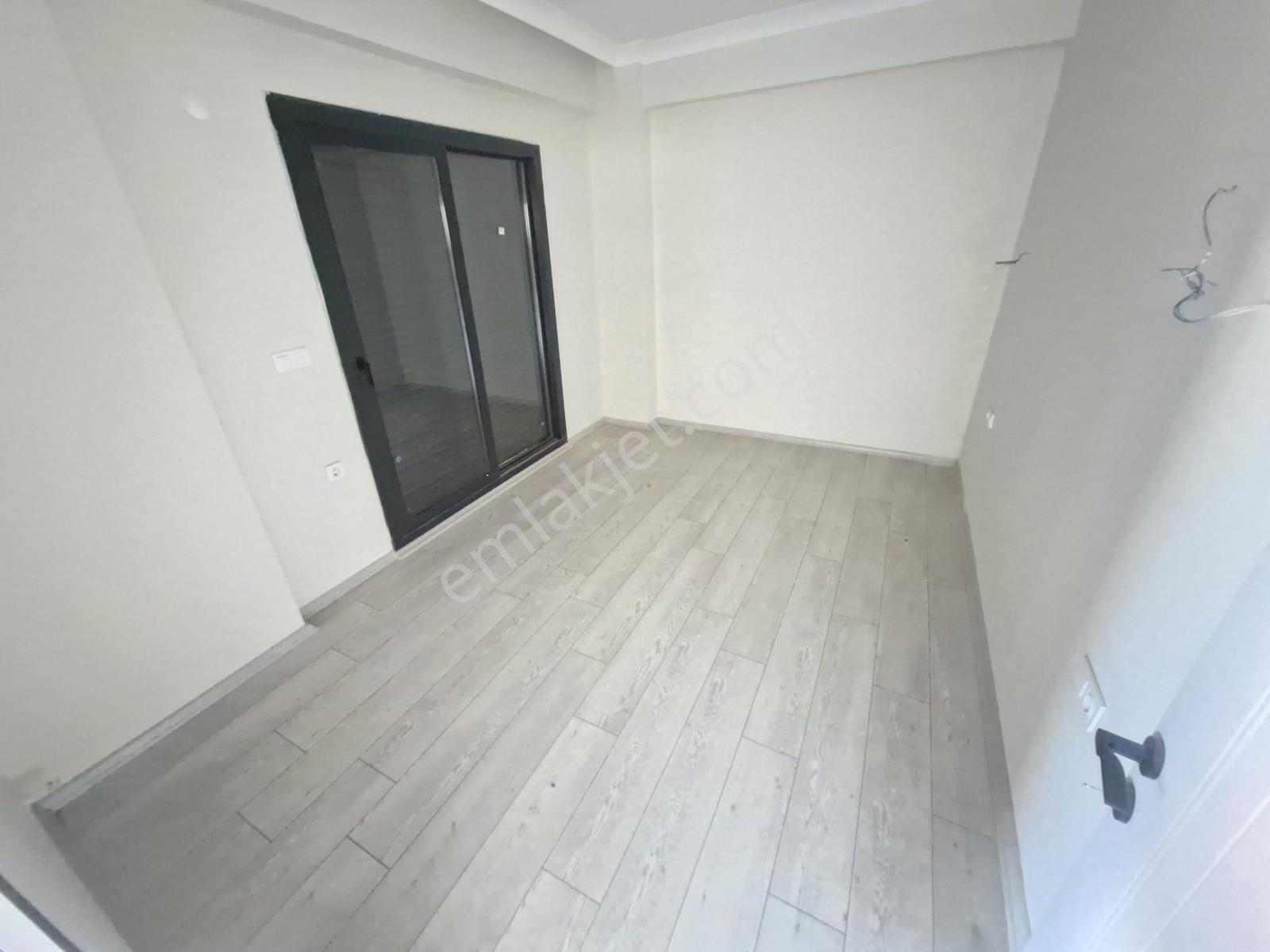 Huzur'dan Sahilde Site İçinde Bahçeli 1+1 Villa Konforunda Daire — fotoğraf 18