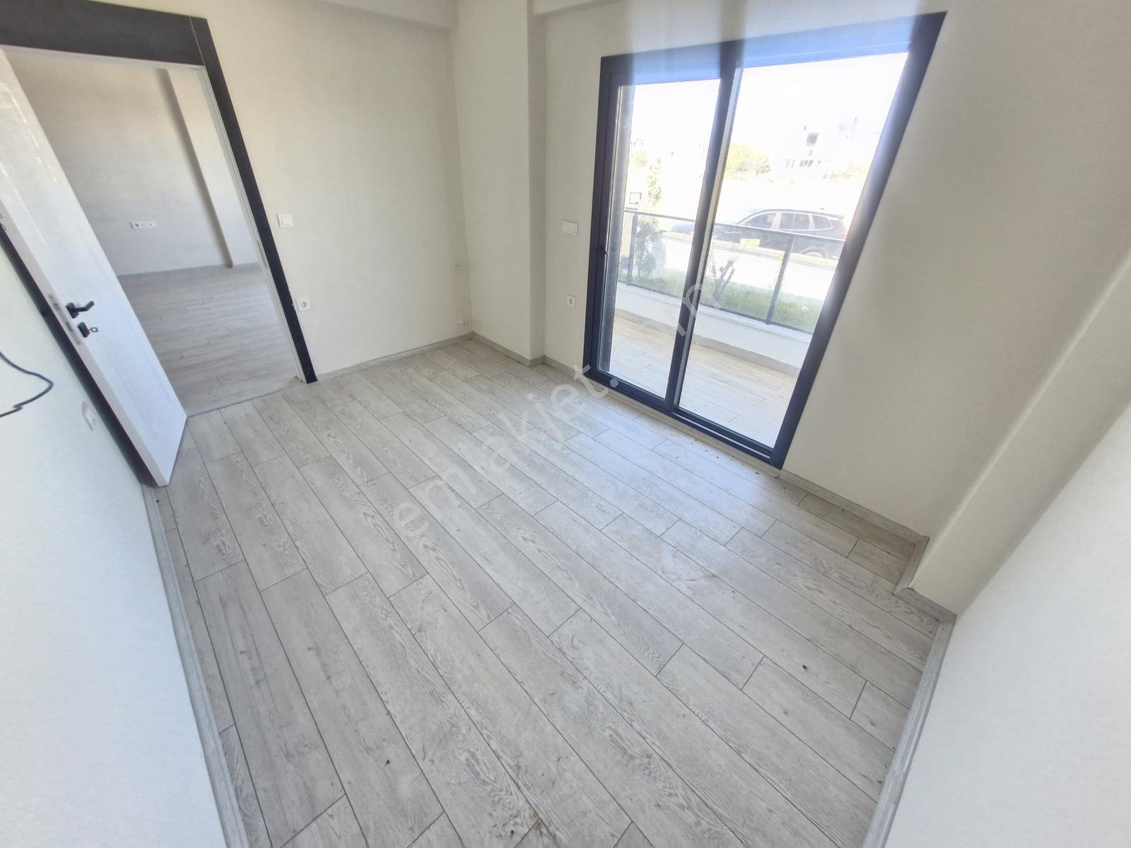 Huzur'dan Sahilde Site İçinde Bahçeli 1+1 Villa Konforunda Daire — fotoğraf 21