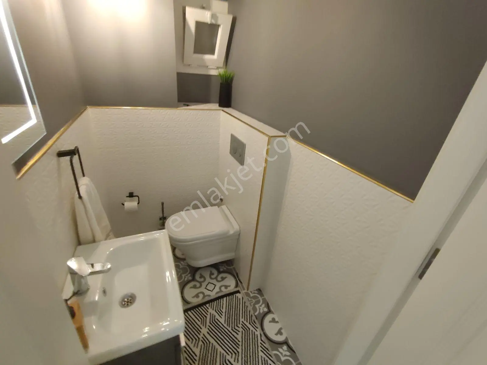 Amaç'tan T.ozal 2 Parsel İci Full Yapili Site İçi Satilik 3+1 — fotoğraf 35