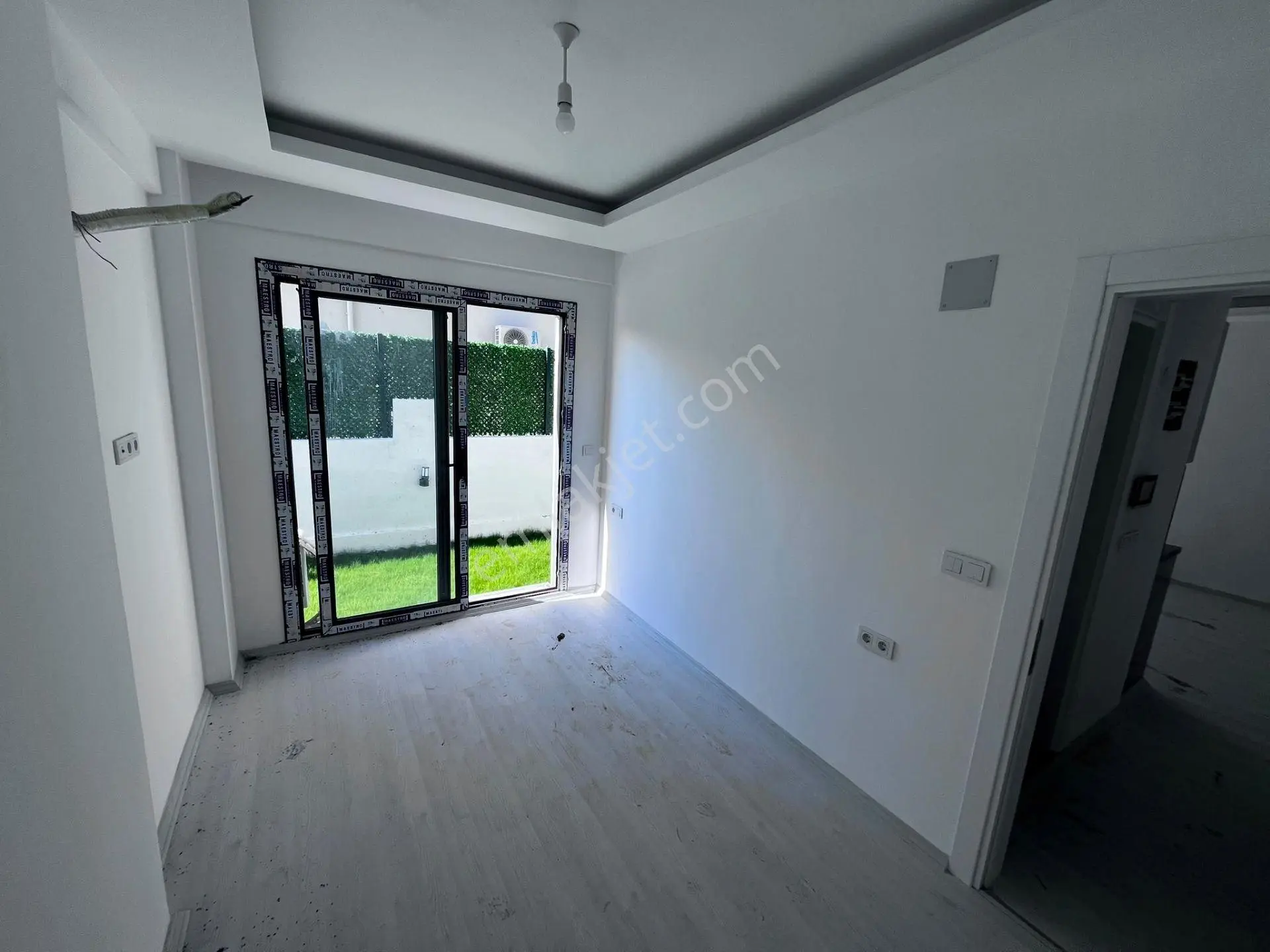 Stop’tan Karagedik’te Ortak Havuzlu Satılık Modern 1+1 Daire — fotoğraf 7