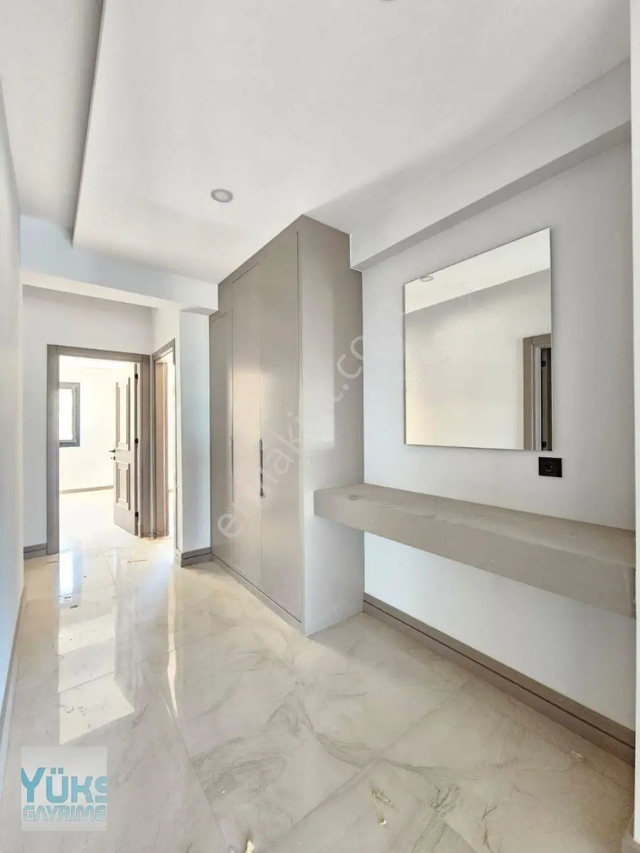 Denizli Karahasanlı Da 3+1 190 M2 Havuzlu Site İçinde Konsept Akıllı Ev Sistemli...