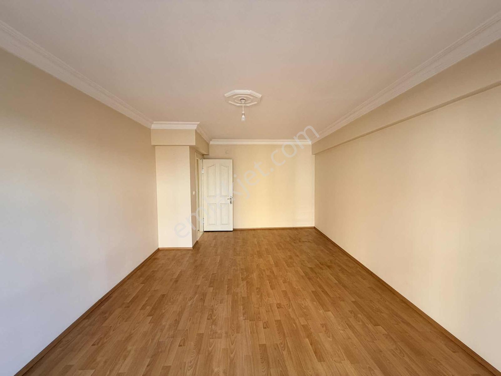 Çorlu Reşadiyede 3+1 Arakat 135m2 Satılık Daire — fotoğraf 5