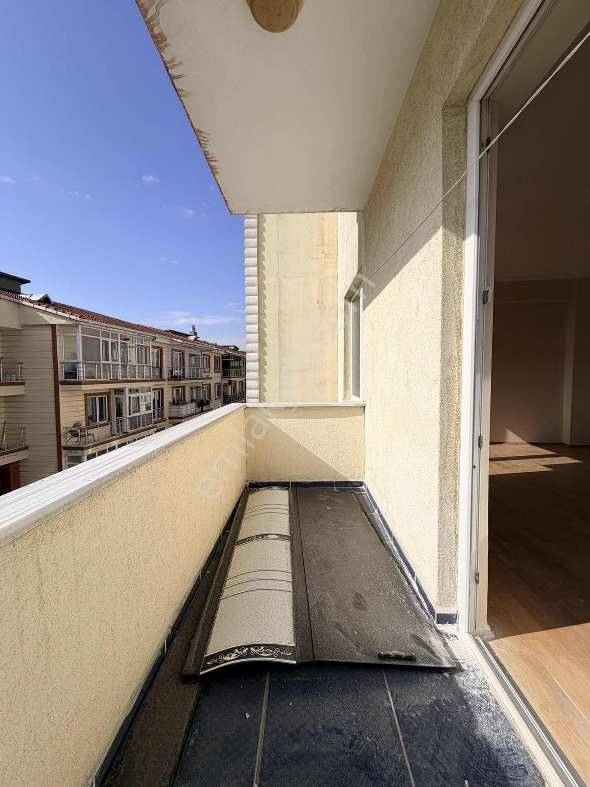 Çorlu Reşadiyede 3+1 Arakat 135m2 Satılık Daire — fotoğraf 14
