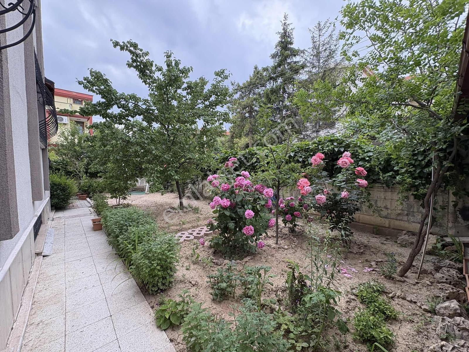 Melikşahta 305 M² Arsa Paylı 4+1 Villa | Ticari Kullanıma Uygun — fotoğraf 29