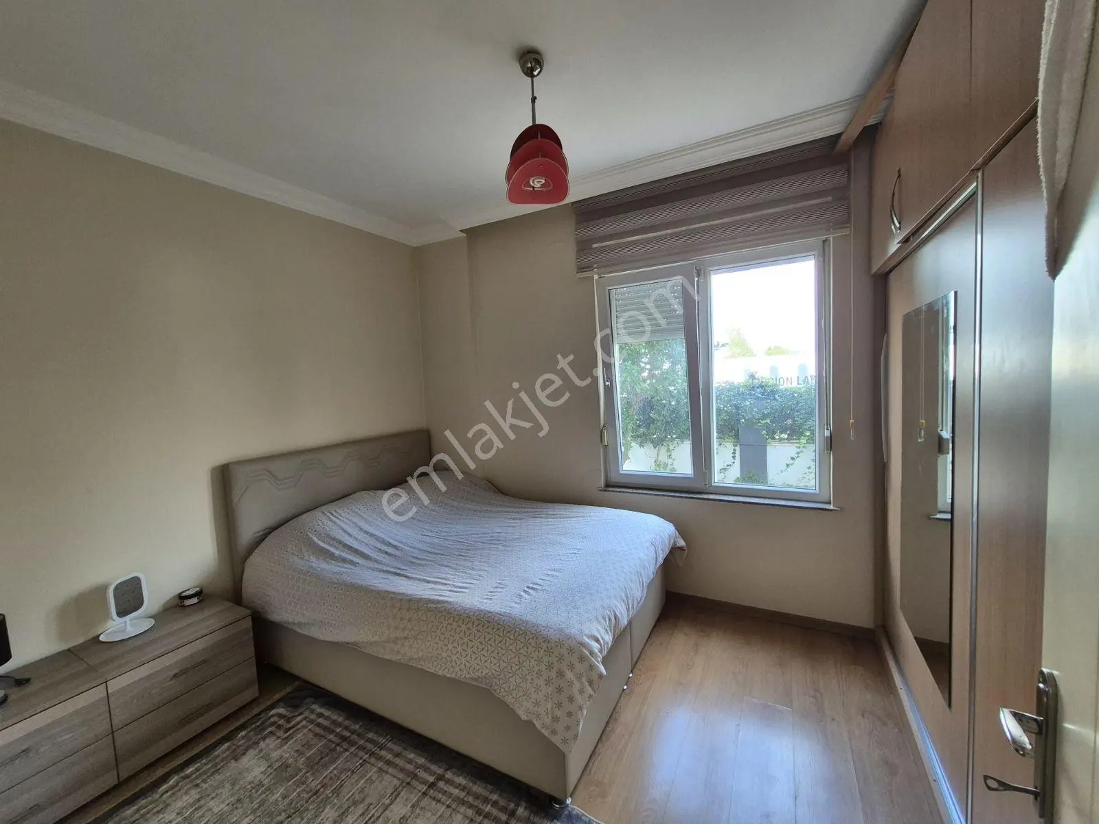 Fener'de Kapalı Otoparklı Havuzlu 1+1 Satılık Daire — fotoğraf 12