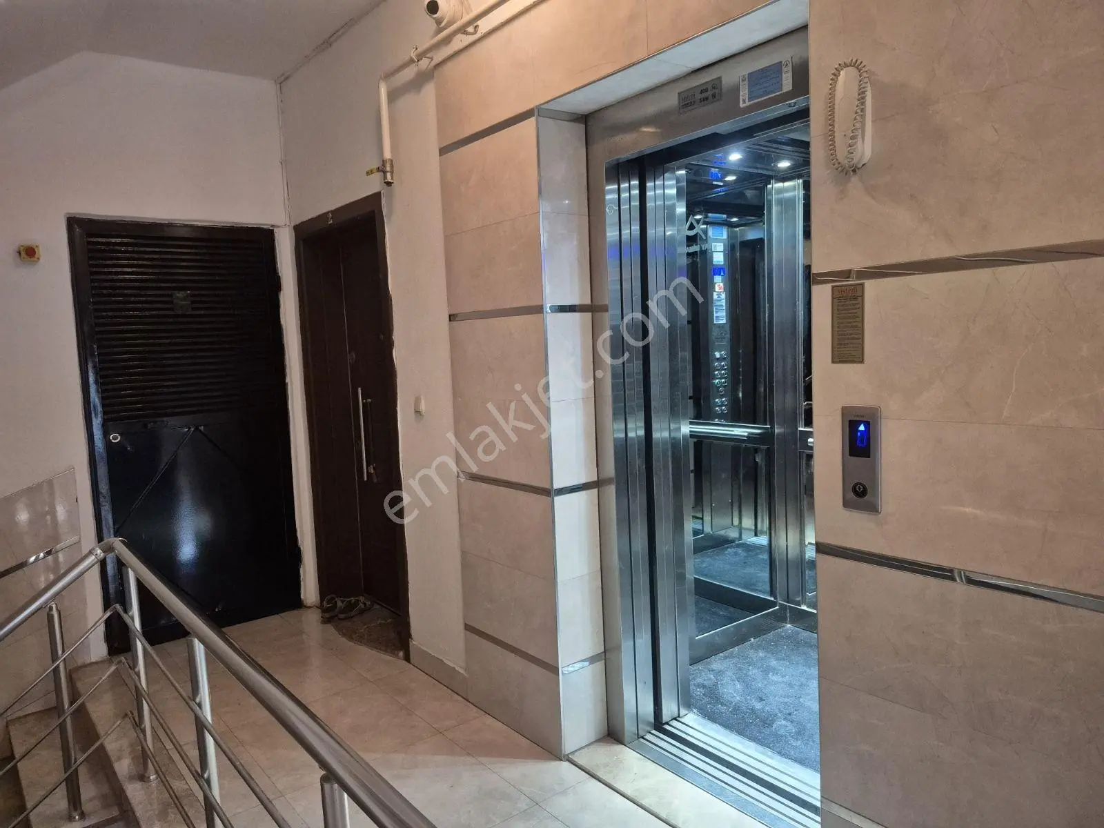 Fener'de Kapalı Otoparklı Havuzlu 1+1 Satılık Daire — fotoğraf 20