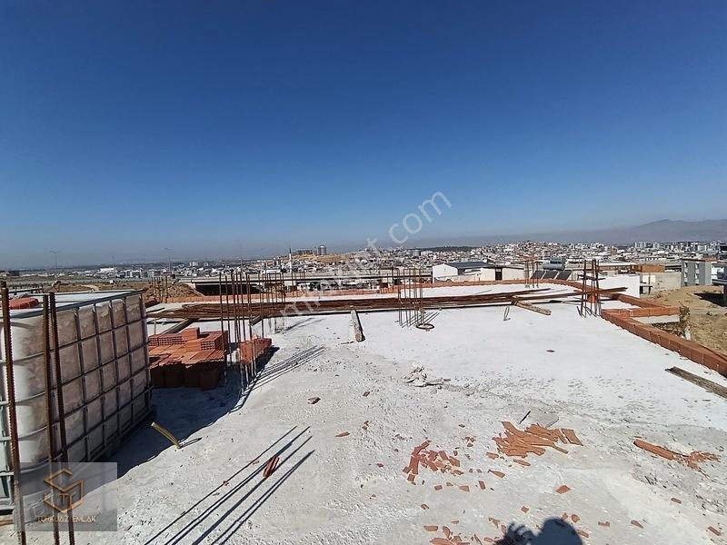 Menemen Asarlık İncirlipınar'da Arsa İçinde Kabası Bitmiş Daire — fotoğraf 28