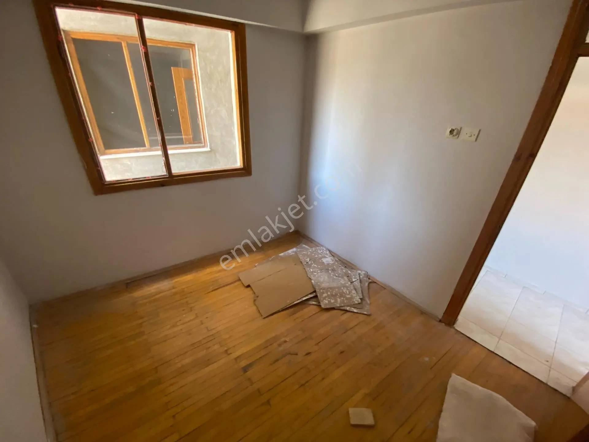Manisa Akhisar Efem Gayrimenkulden Arakat Fırsat Satılık Daire!! — fotoğraf 18