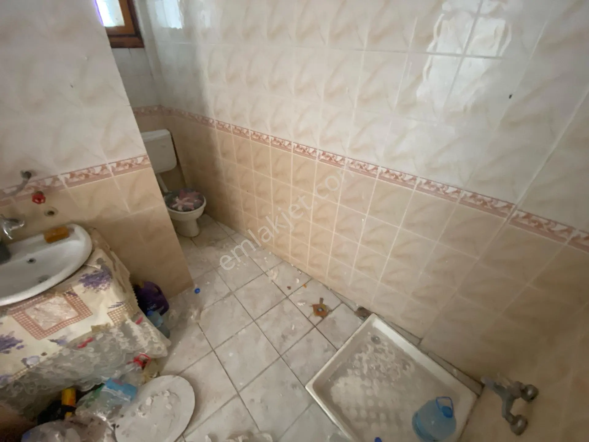 Manisa Akhisar Efem Gayrimenkulden Arakat Fırsat Satılık Daire!! — fotoğraf 29