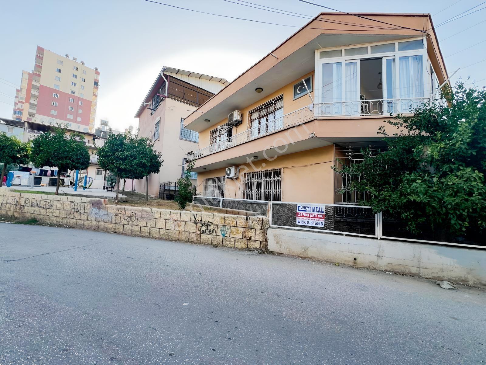 Çavuşlu Çukurova'da 305 M² Arsa İçinde 3 Daireli Müstakil — fotoğraf 2
