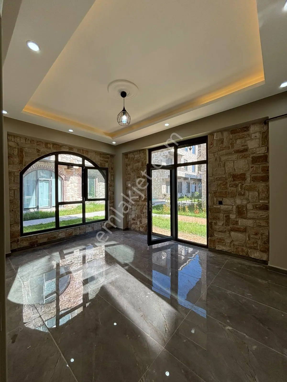 Kuzeyin İncisinden Karasu Sahile Yakın, İtalyan Konseptli Kuvars Sitesi’nde Keyifli Bir Yaşam — fotoğraf 3