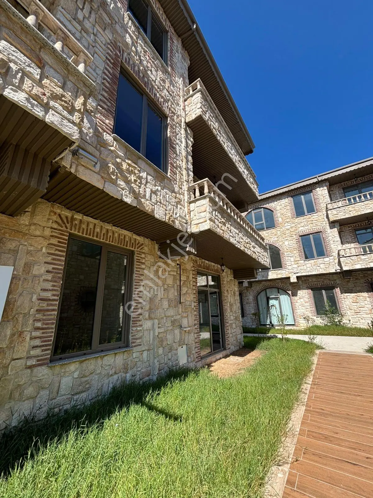 Kuzeyin İncisinden Karasu Sahile Yakın, İtalyan Konseptli Kuvars Sitesi’nde Keyifli Bir Yaşam — fotoğraf 33