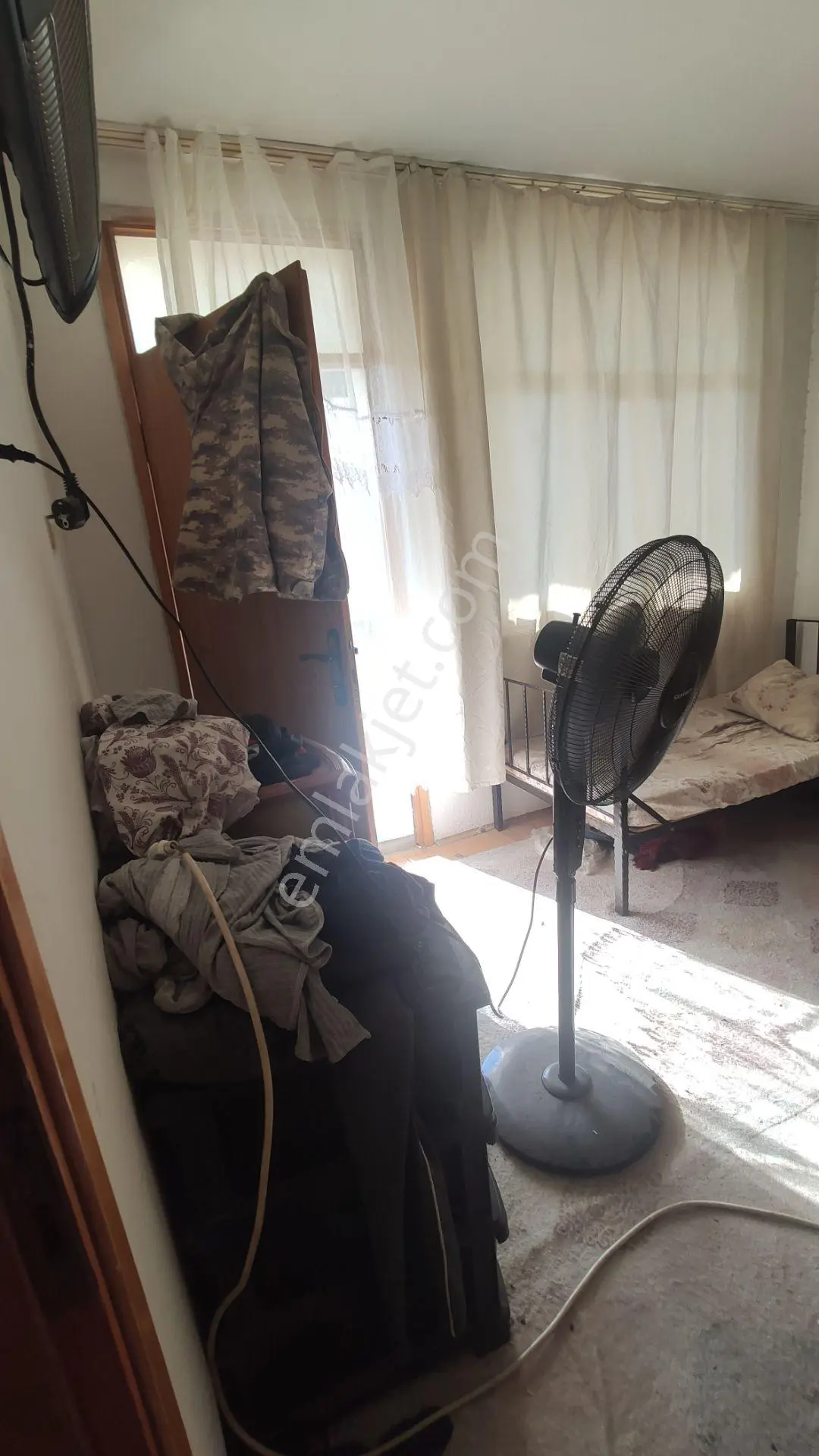 Karşıyaka Mahallesinde Halı Sahaya Yakın 2+1 Satılık Daire — fotoğraf 3