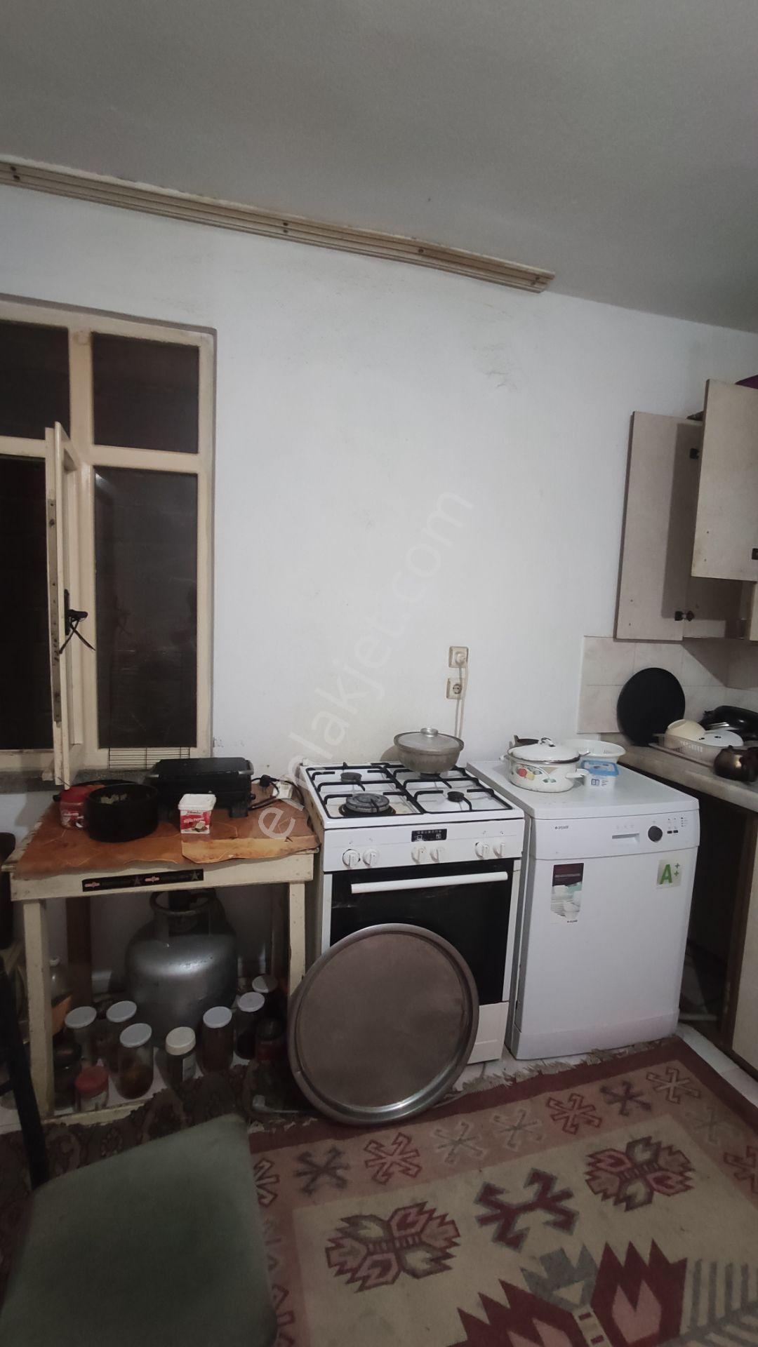 Karşıyaka Mahallesinde Halı Sahaya Yakın 2+1 Satılık Daire — fotoğraf 10