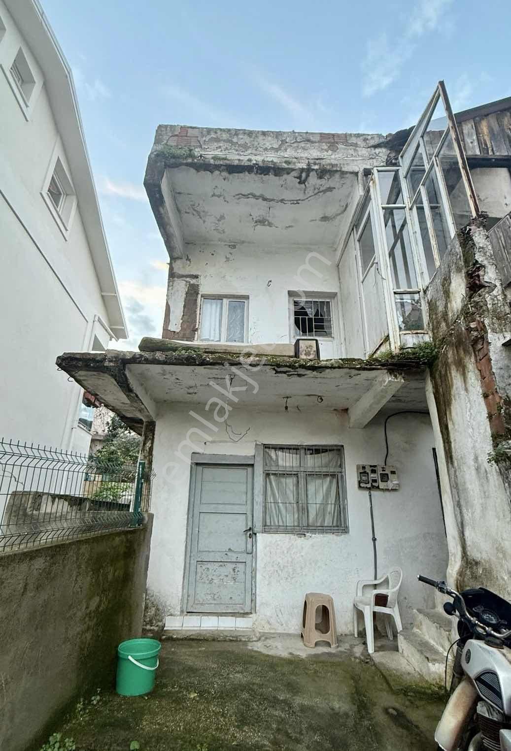 Kesik Kapıda Satılık Müstakil Ev — fotoğraf 8