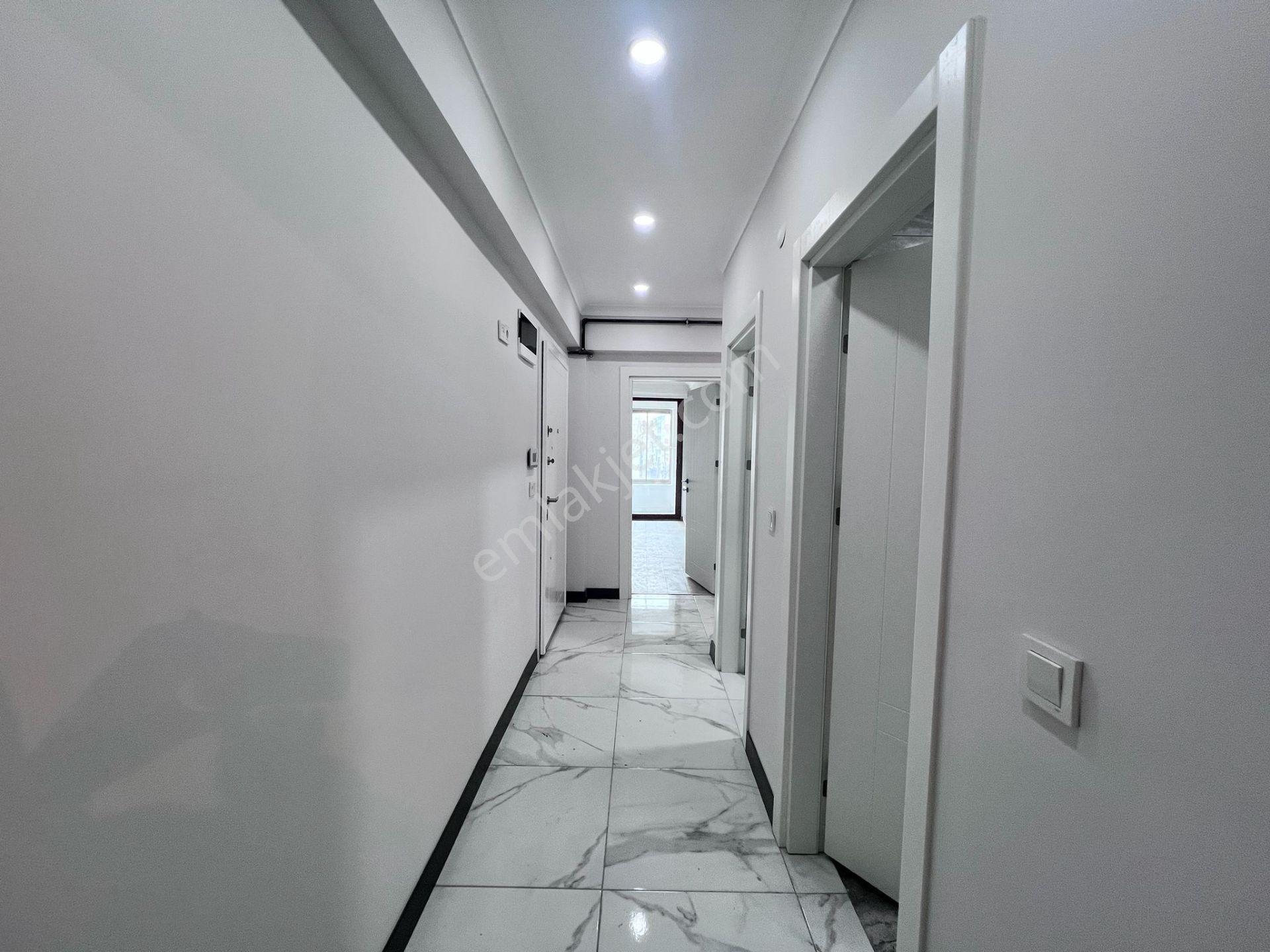Gaziosmanpaşa Karadeniz Mahallesinde Satılık Boş Asansörlü 2+1 Daire — fotoğraf 9