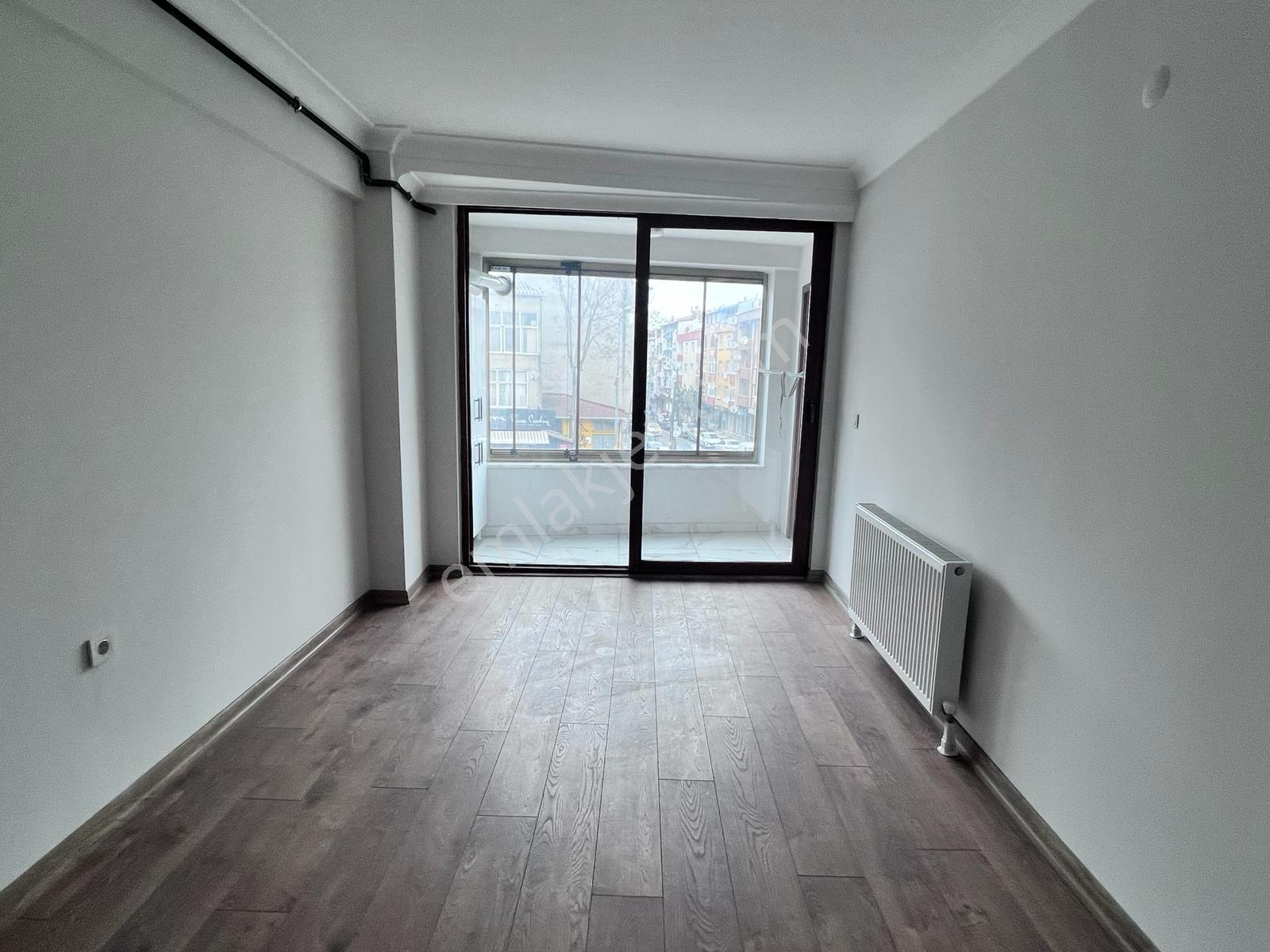 Gaziosmanpaşa Karadeniz Mahallesinde Satılık Boş Asansörlü 2+1 Daire — fotoğraf 10