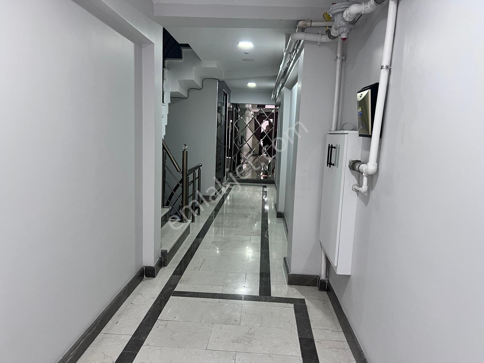 Gaziosmanpaşa Karadeniz Mahallesinde Satılık Boş Asansörlü 2+1 Daire — fotoğraf 15