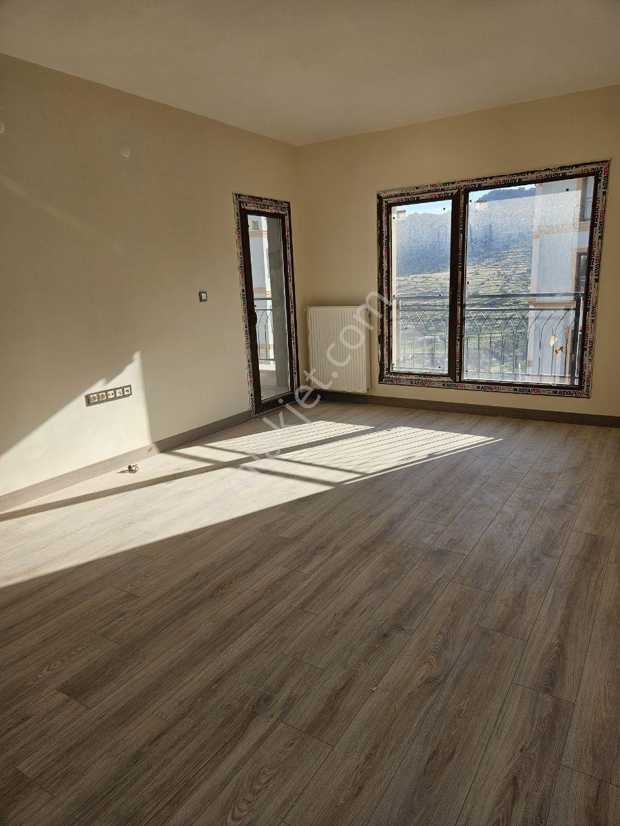 Gökçe Tokı Kume Evleri Arakat 3+1 116 M2 Daıre Devren Satiliktır — fotoğraf 7