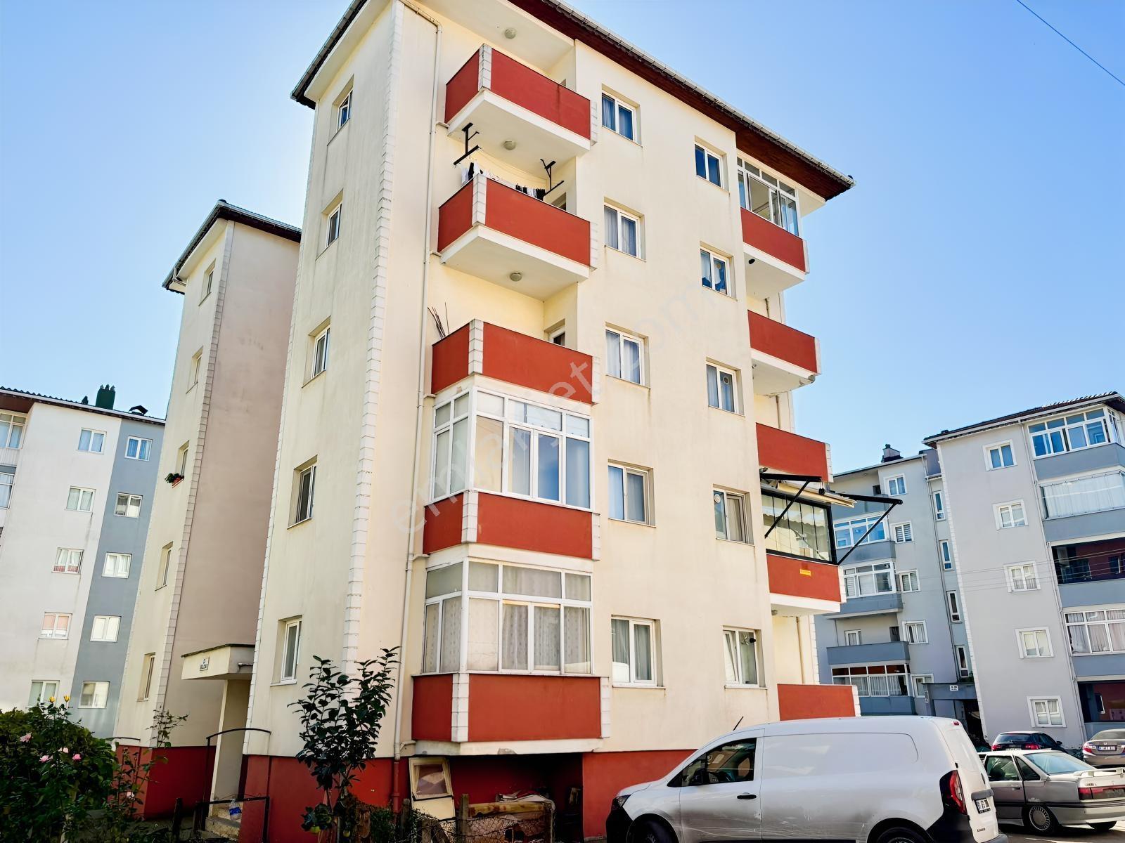 Öğretmen'den Akçakoca Ayazlı Mahallesinde Satılık 2+1 Daire — fotoğraf 4