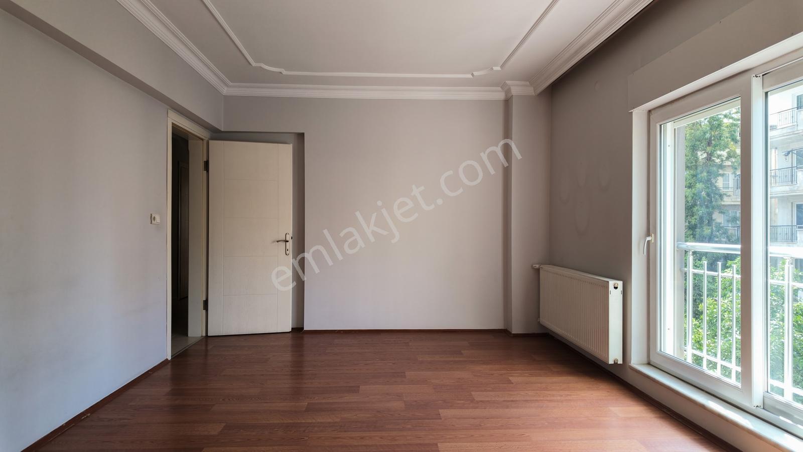 Aydın Efeler Mahallesi'nde Ara Kat, Geniş 3+1 Satılık Daire — fotoğraf 18