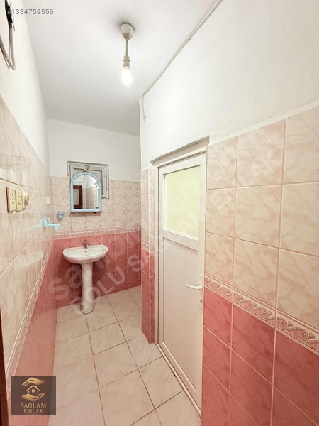 Büyük Berk Köyü'nde Kiralık 3+1 Müstakil Ev Alt Katı — fotoğraf 14