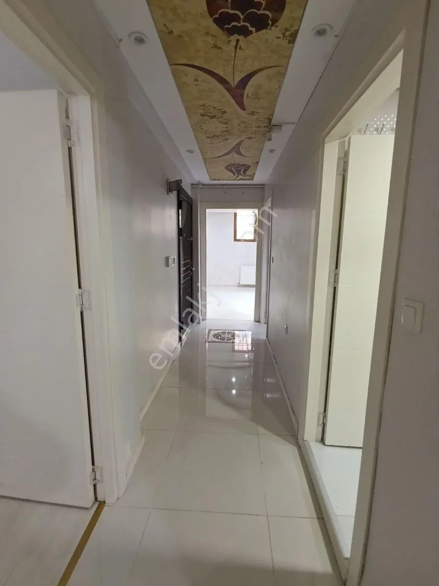 Yenimahalle'de Satılık 2+1 Mükemmel Bahçe Kat Daire — fotoğraf 5