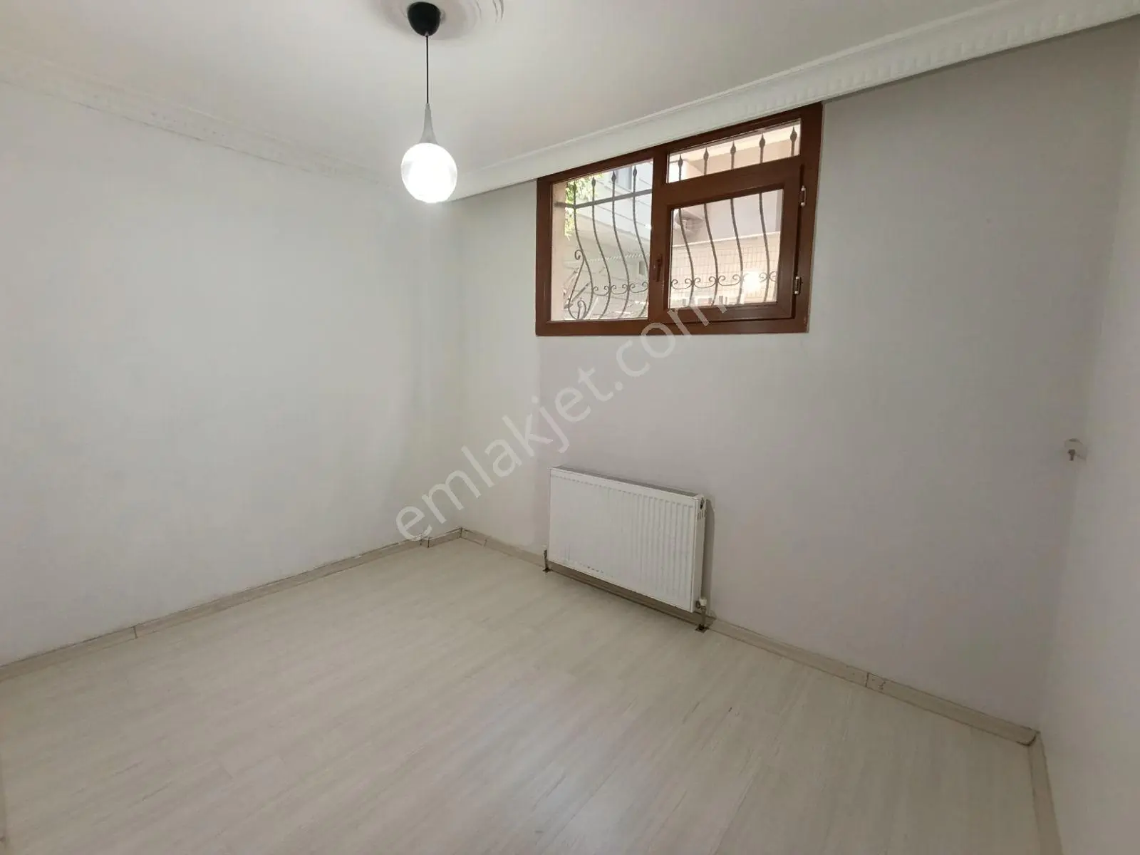 Yenimahalle'de Satılık 2+1 Mükemmel Bahçe Kat Daire — fotoğraf 6