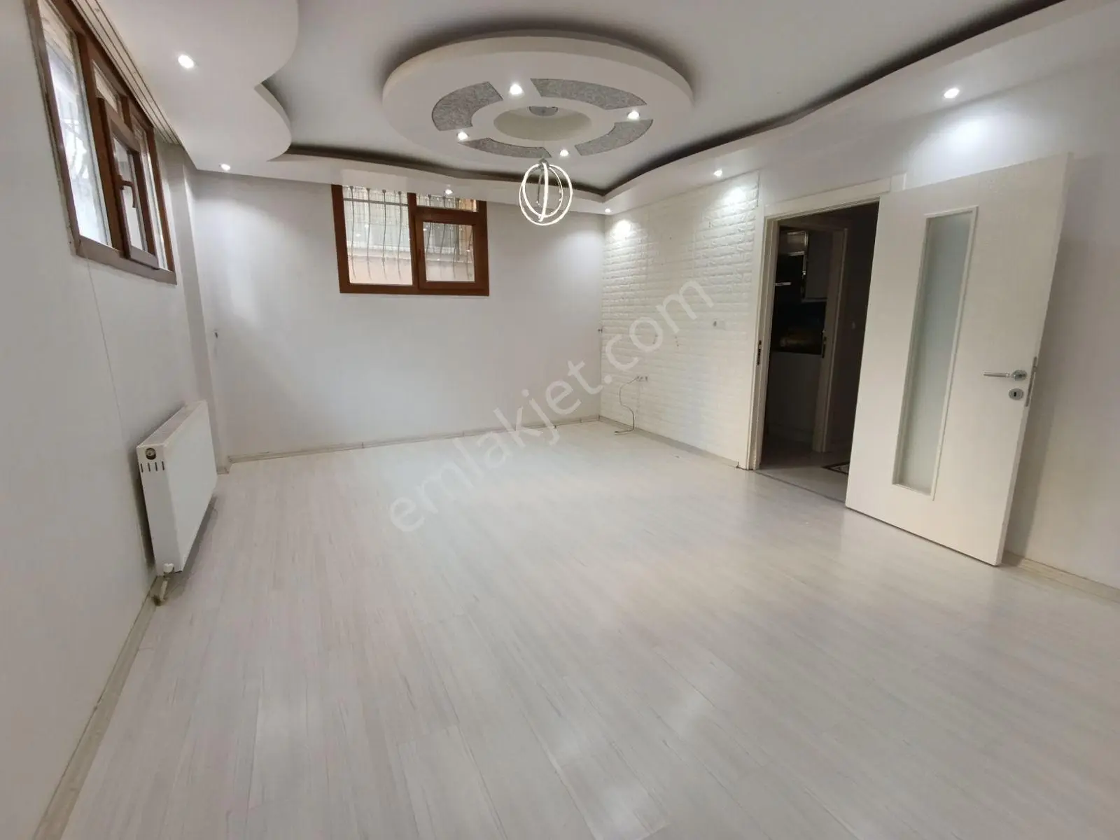 Yenimahalle'de Satılık 2+1 Mükemmel Bahçe Kat Daire — fotoğraf 14