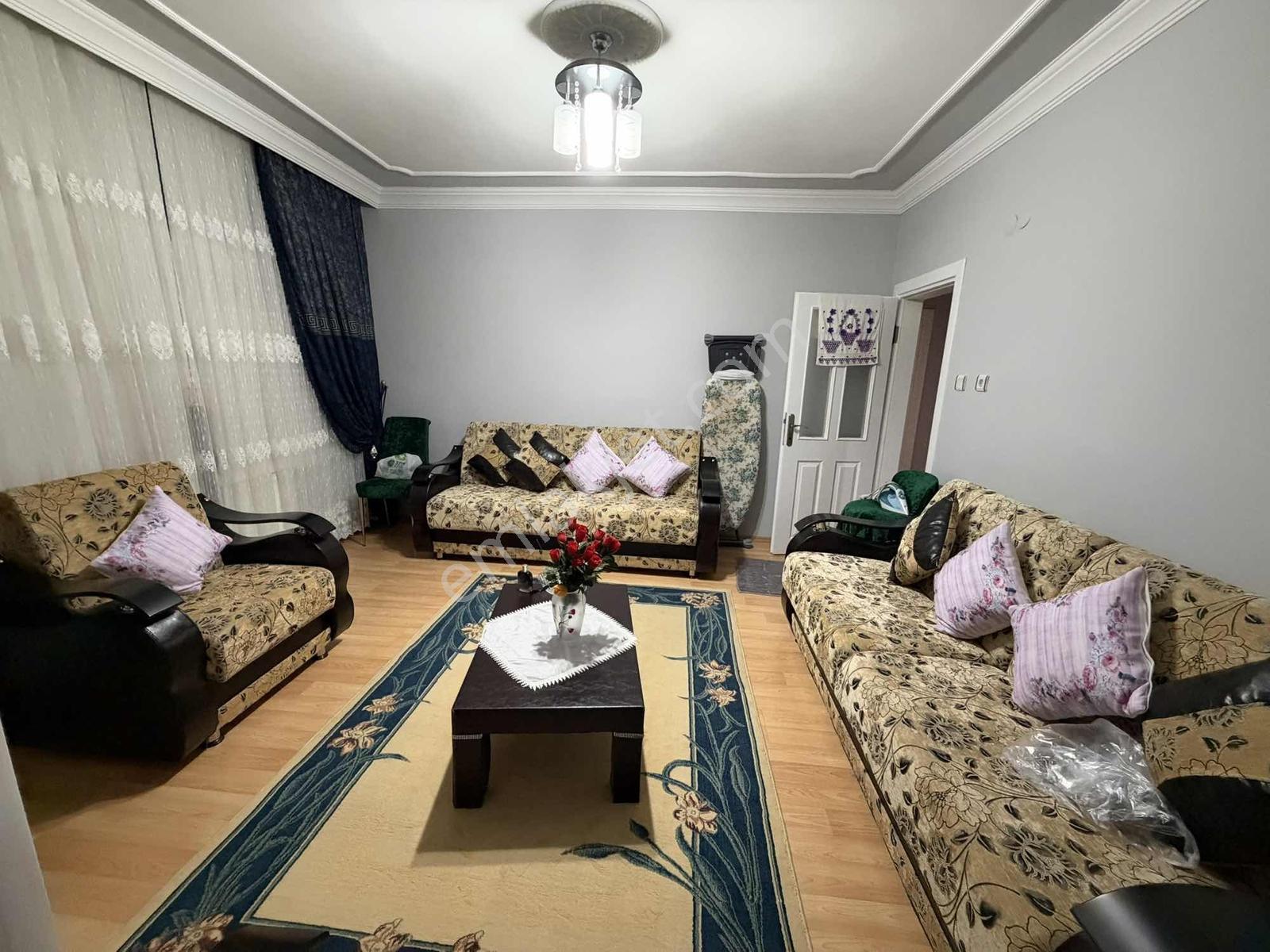 Marmaraya Yakın Sırasöğütler Mah. Satılık 2+1 Bakımlı Ara Kat — fotoğraf 3