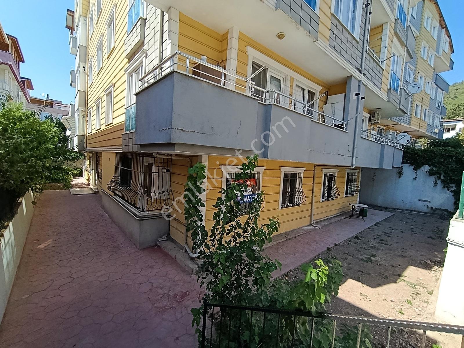 Körfez Hacıosman Mh. Satılık 2+1 Giriş Kat 75 M2 — fotoğraf 2