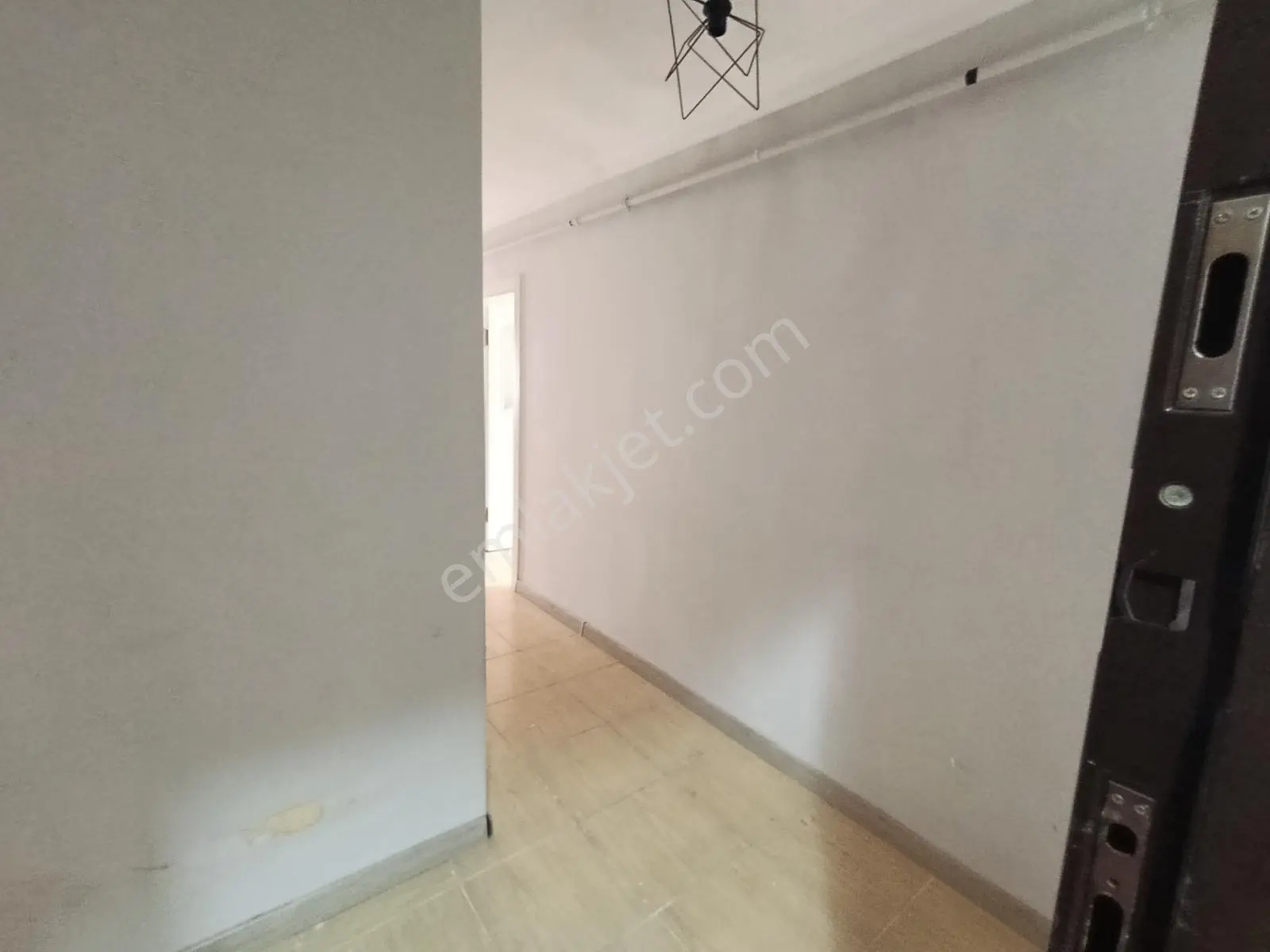 Körfez Hacıosman Mh. Satılık 2+1 Giriş Kat 75 M2 — fotoğraf 7