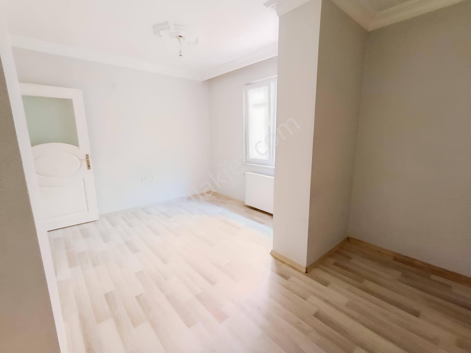 Körfez Hacıosman Mh. Satılık 2+1 Giriş Kat 75 M2 — fotoğraf 12