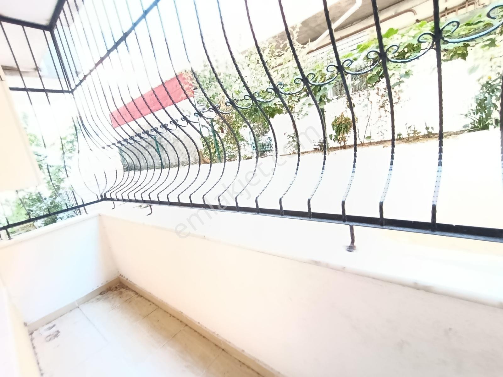 Körfez Hacıosman Mh. Satılık 2+1 Giriş Kat 75 M2 — fotoğraf 18