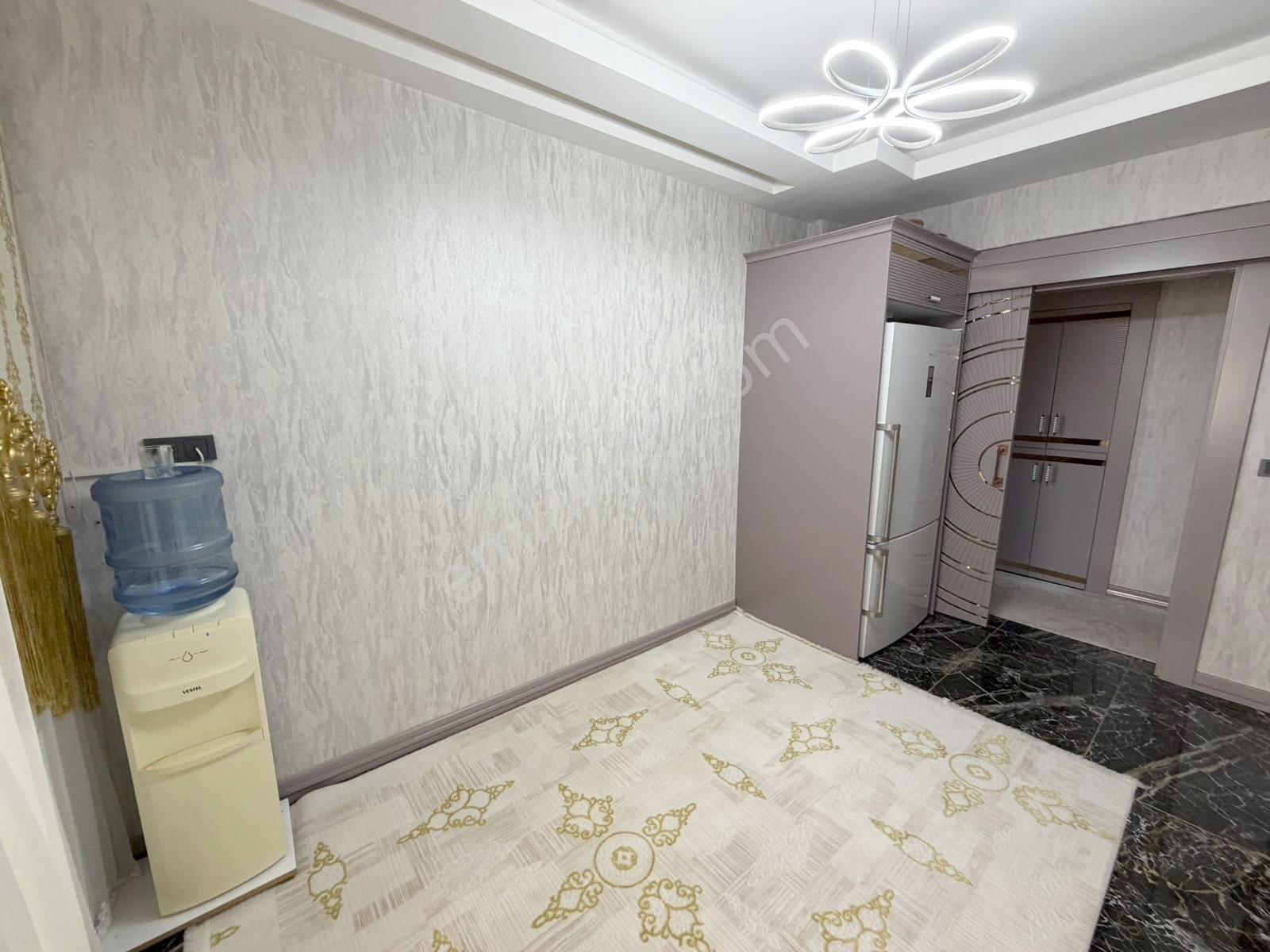 Mavikent Güvenlikli Site İçerisinde Satılık 2.5+1 Yerden Isıtma Daire — fotoğraf 7