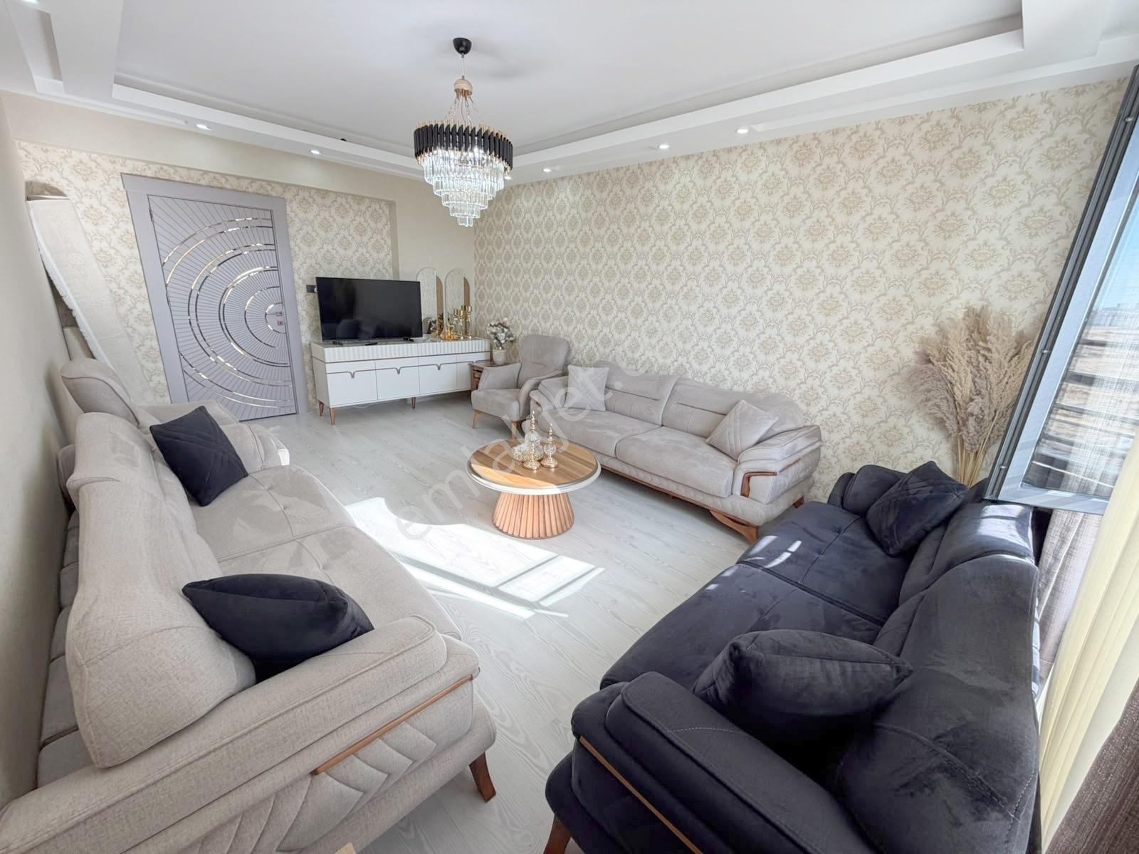 Mavikent Güvenlikli Site İçerisinde Satılık 2.5+1 Yerden Isıtma Daire — fotoğraf 10