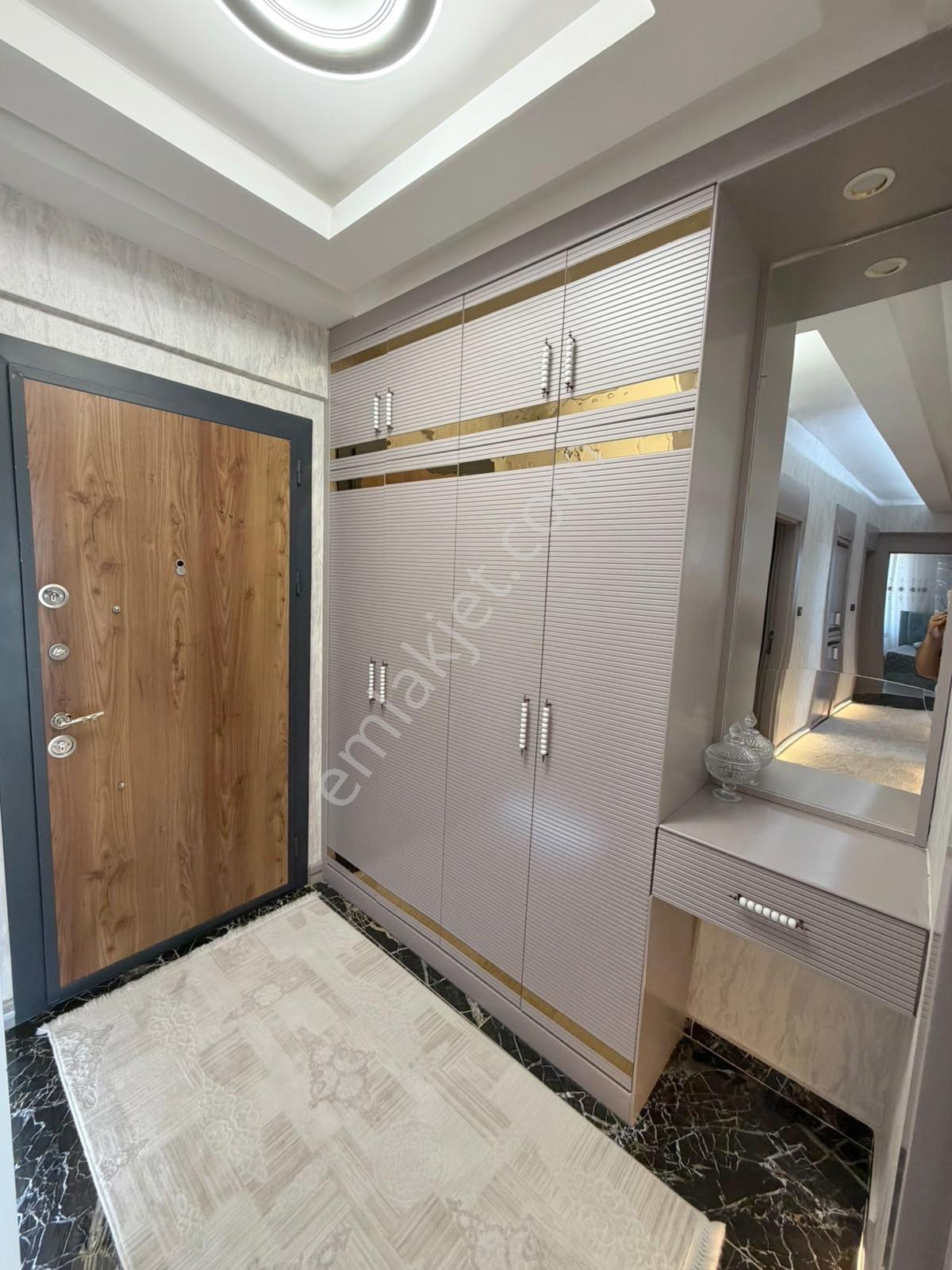 Mavikent Güvenlikli Site İçerisinde Satılık 2.5+1 Yerden Isıtma Daire — fotoğraf 18