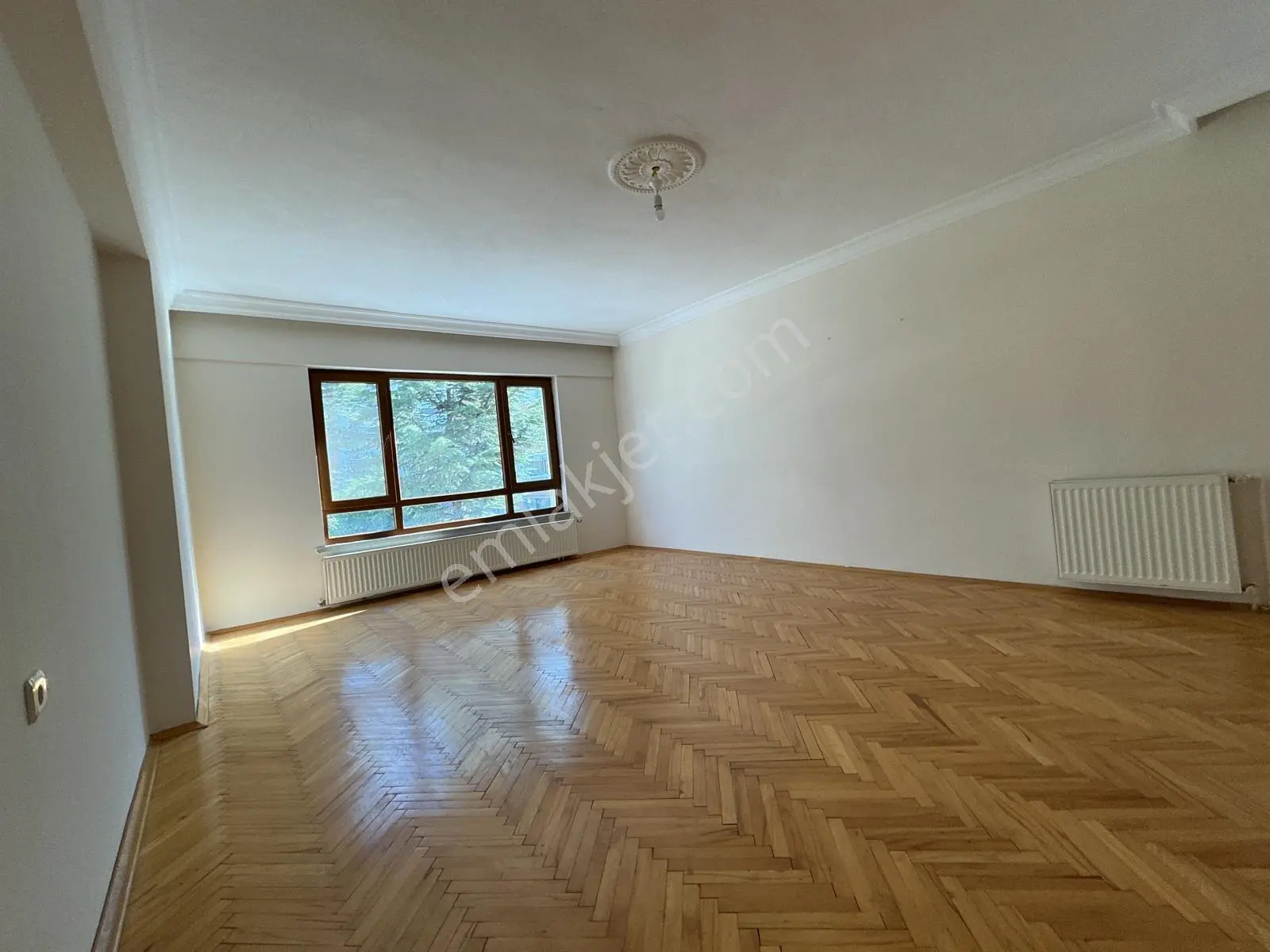 23 Nisan' Da Güney Cephe Ara Kat Bağımsız Salon 3+1 — fotoğraf 4