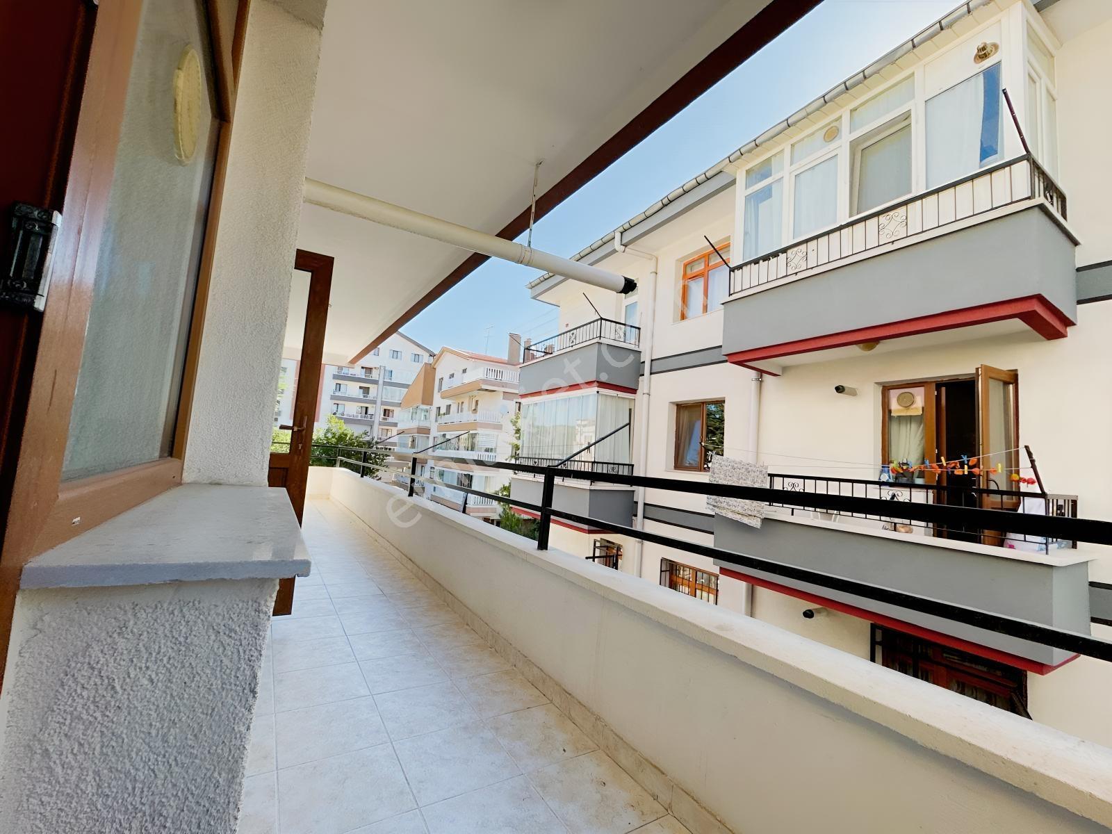 23 Nisan' Da Güney Cephe Ara Kat Bağımsız Salon 3+1 — fotoğraf 19