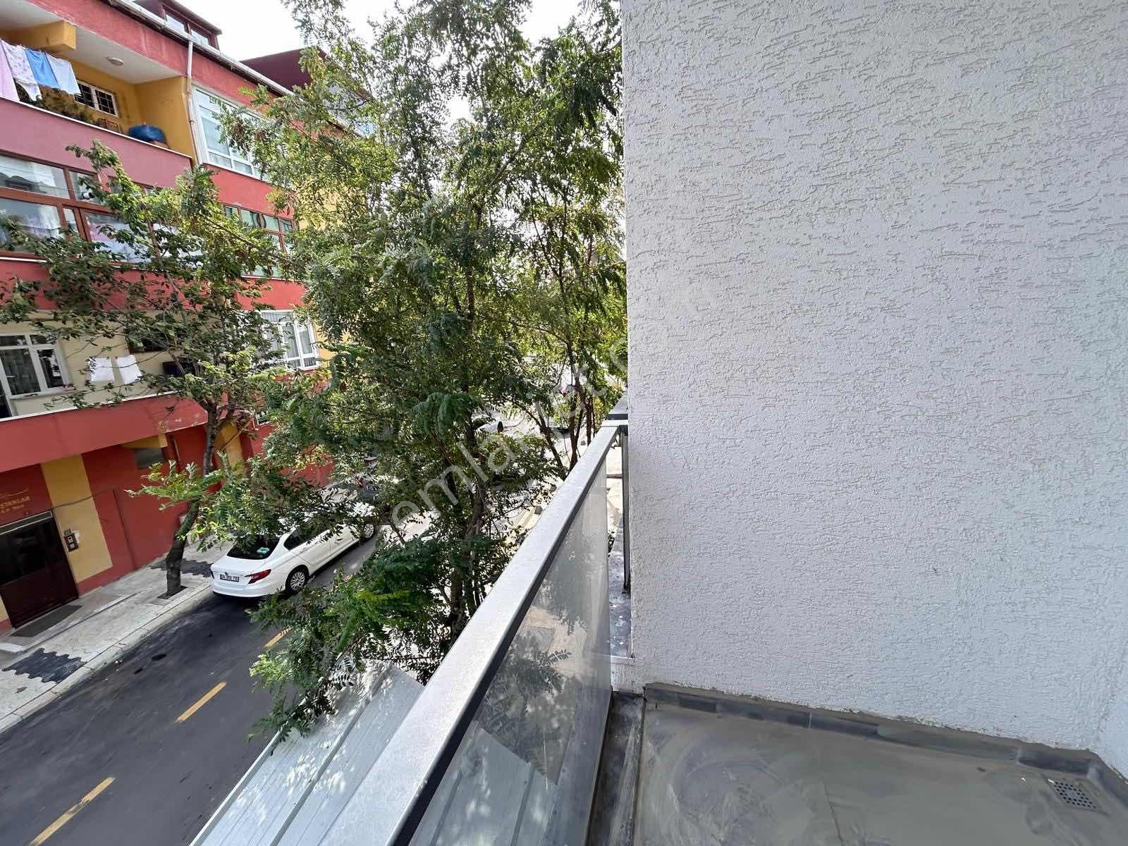 Sancaktepe De Atatürk Caddesine Cephe Kapalı Otopark Olan Daire — fotoğraf 3