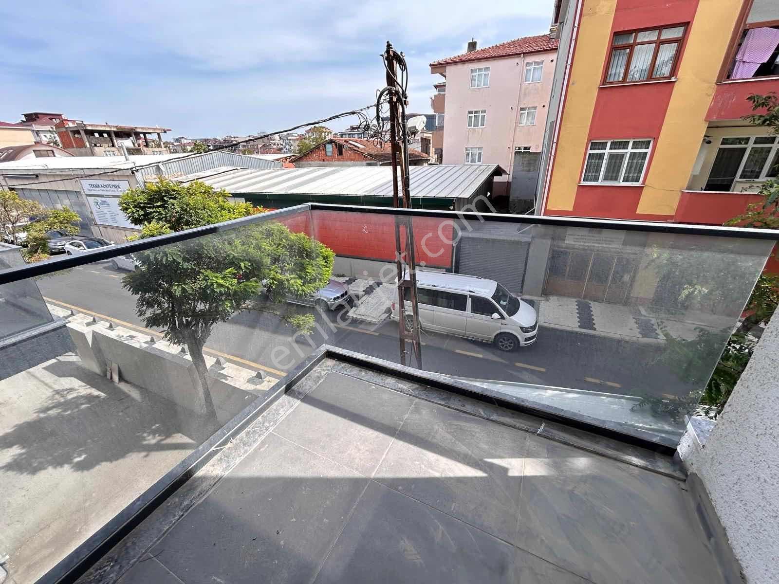 Sancaktepe De Atatürk Caddesine Cephe Kapalı Otopark Olan Daire — fotoğraf 11