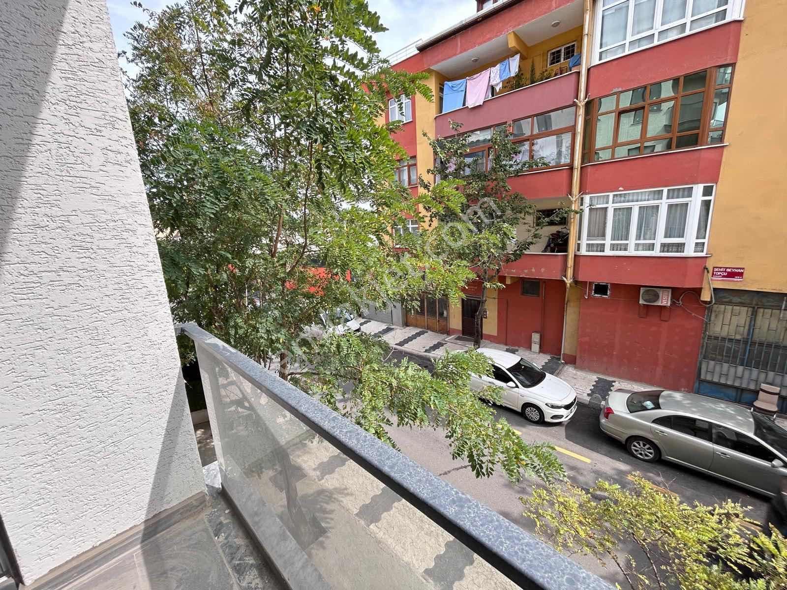 Sancaktepe De Atatürk Caddesine Cephe Kapalı Otopark Olan Daire — fotoğraf 21