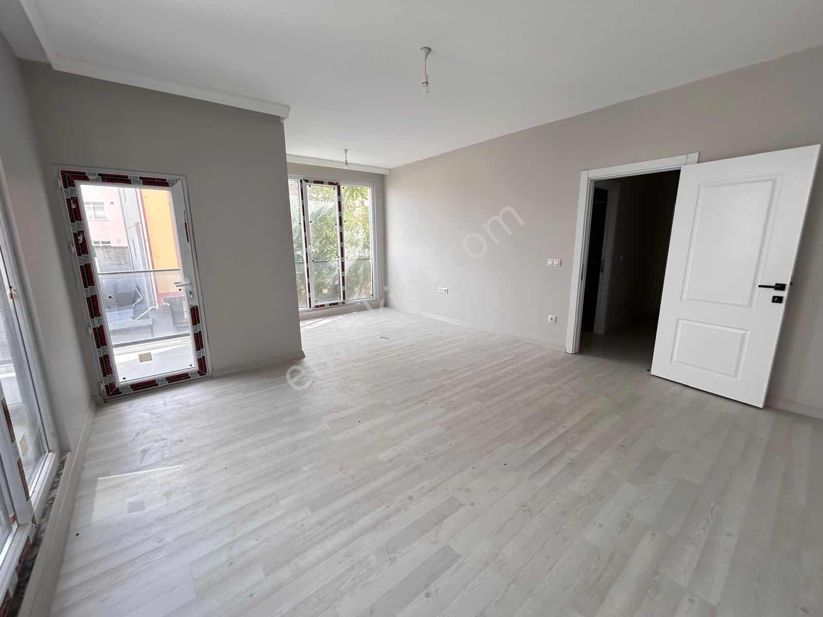 Sancaktepe De Atatürk Caddesine Cephe Kapalı Otopark Olan Daire — fotoğraf 22