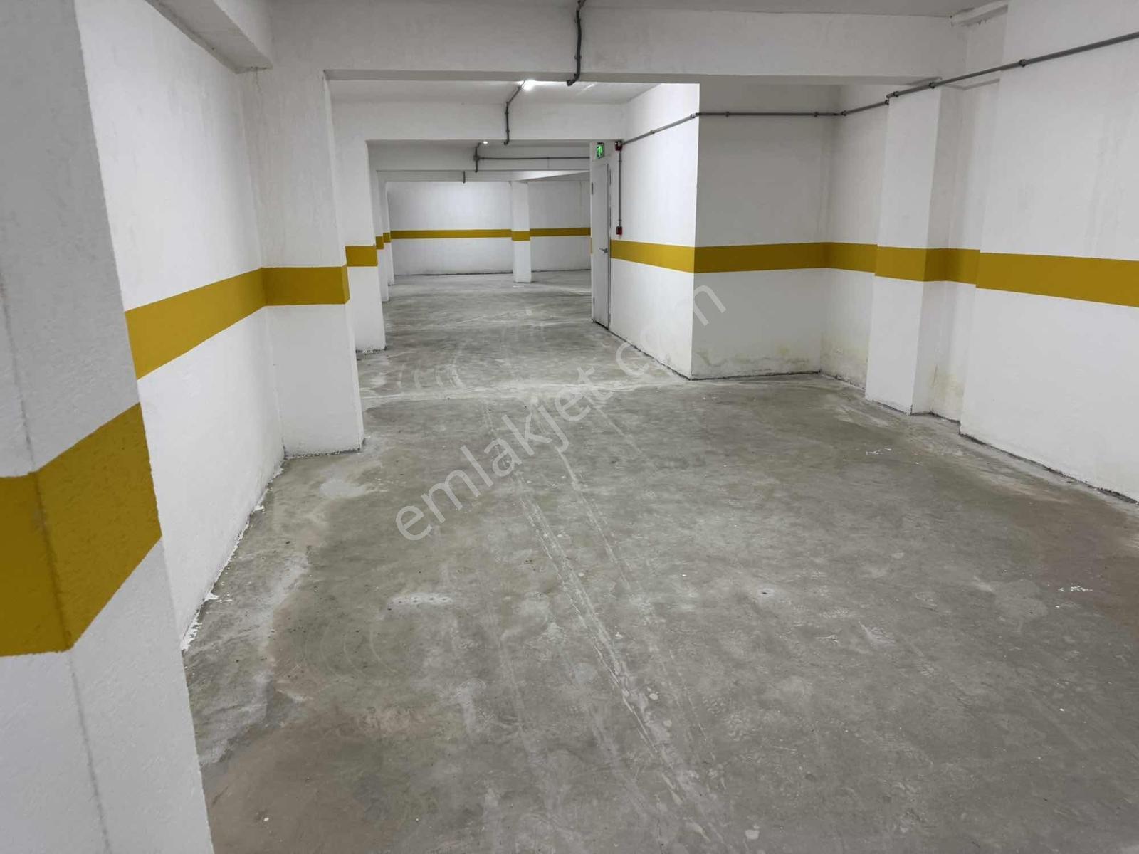 Sancaktepe De Atatürk Caddesine Cephe Kapalı Otopark Olan Daire — fotoğraf 27