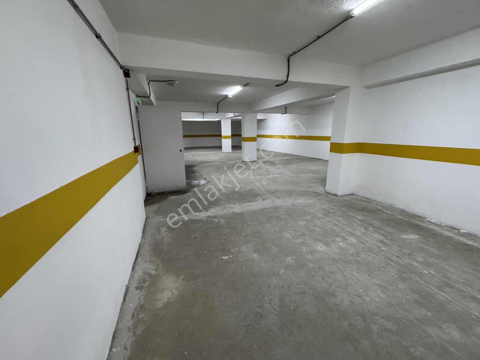 Sancaktepe De Atatürk Caddesine Cephe Kapalı Otopark Olan Daire — fotoğraf 28