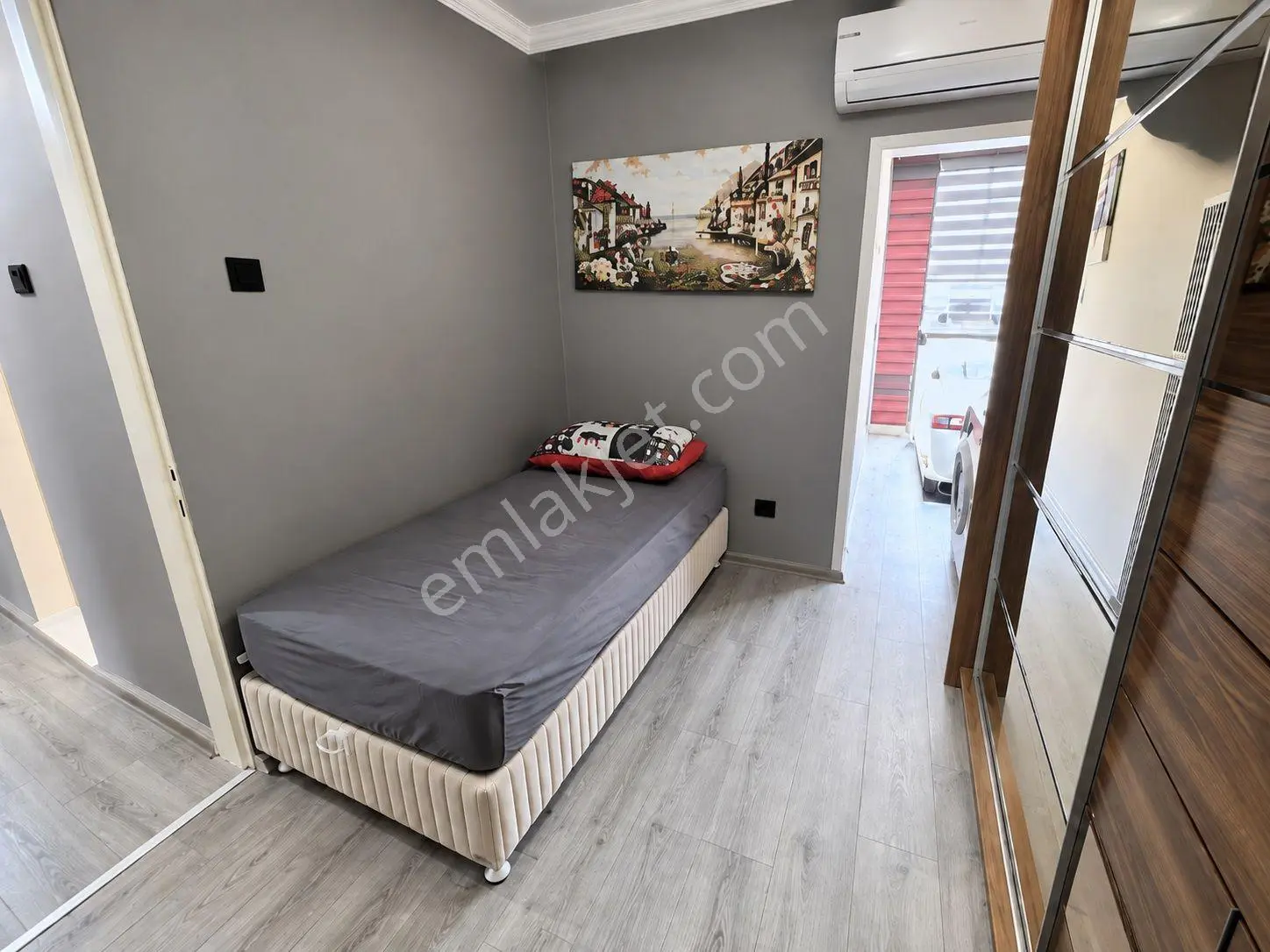 Karabağlar'da Site İçerisinde | Eşyalı | 125 M² 3+1 Lüks Daire — fotoğraf 8